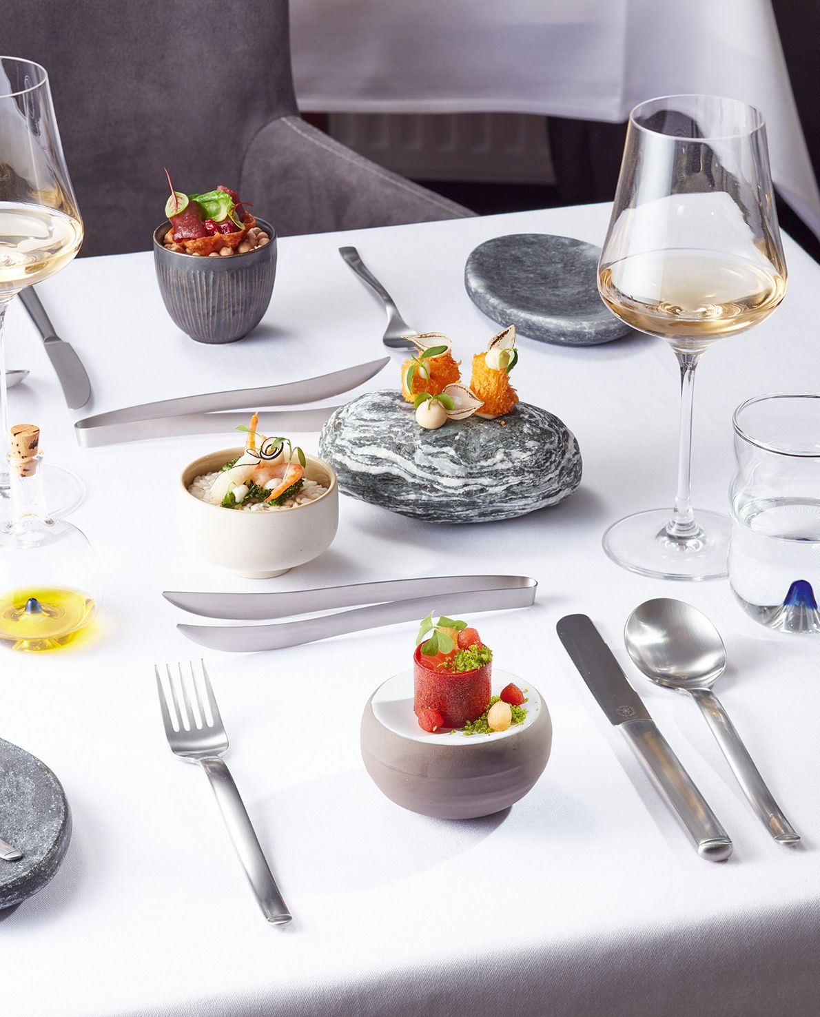 Triangle Table Tweezers